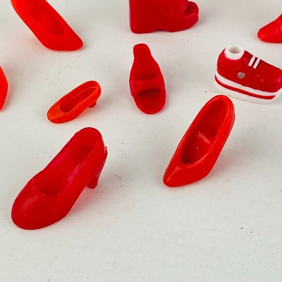 Barbie Size Type Doll Shoe Accessories Red Mismatched Shoes Lot - Picture 5 of 16